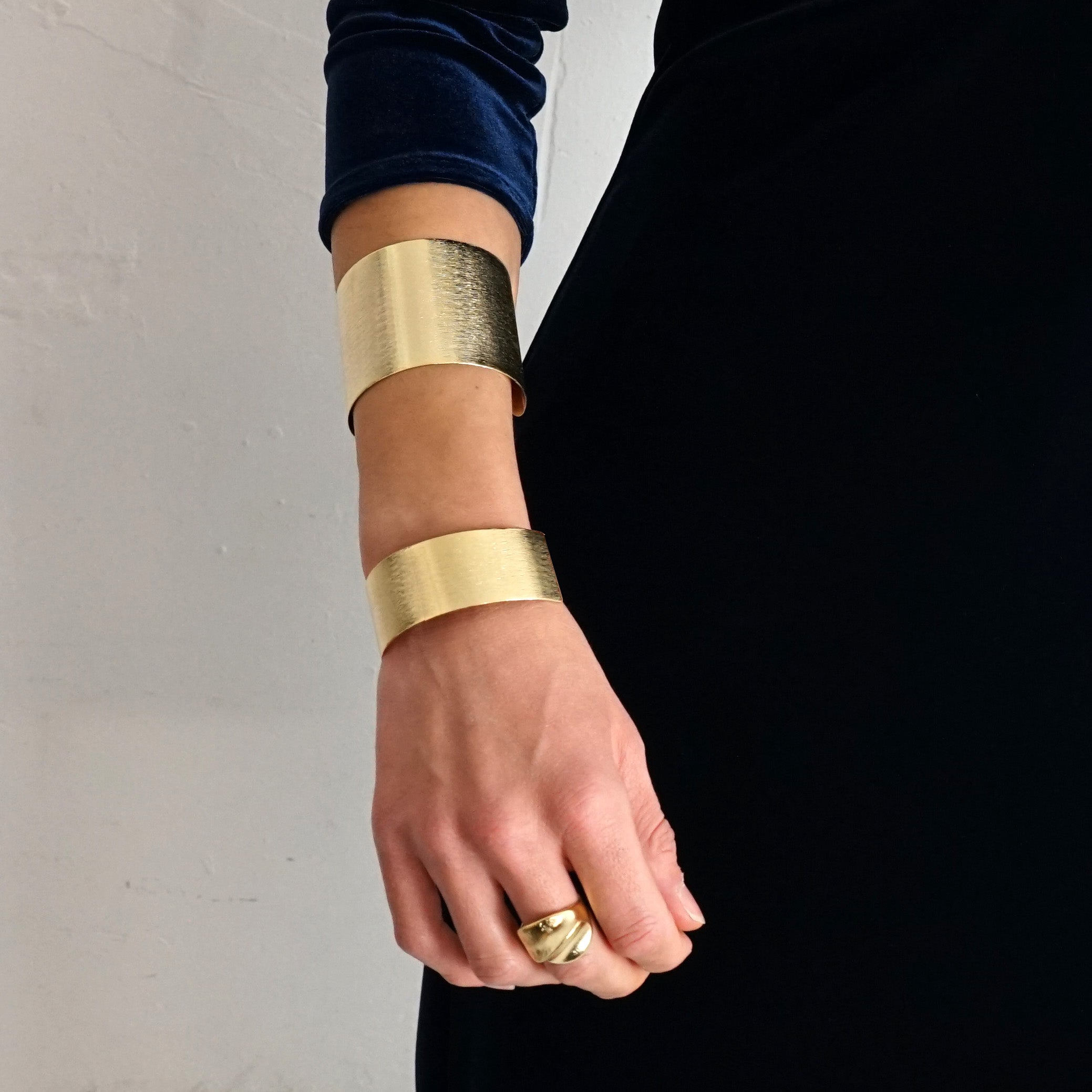 Brazalete Osiris Medium - NUNU BARCELONA