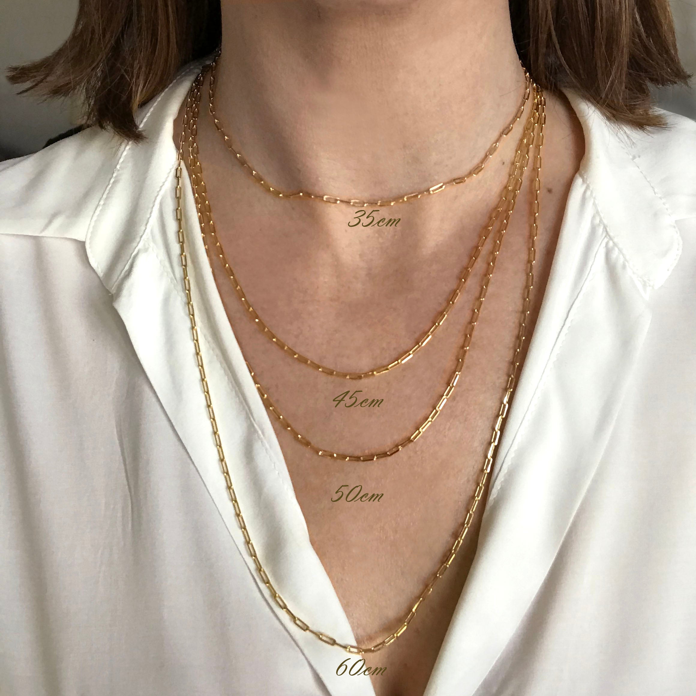 (WH) Cadena Chained