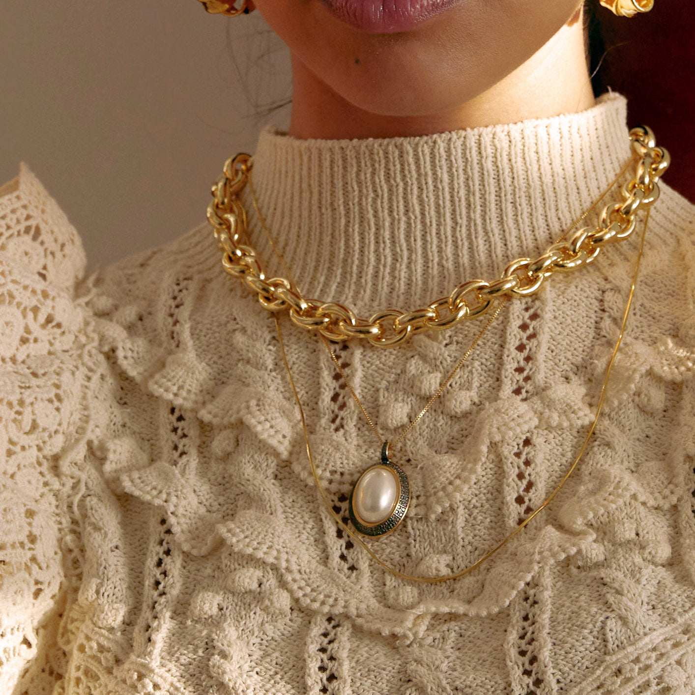 (WH) Collar Big Oval